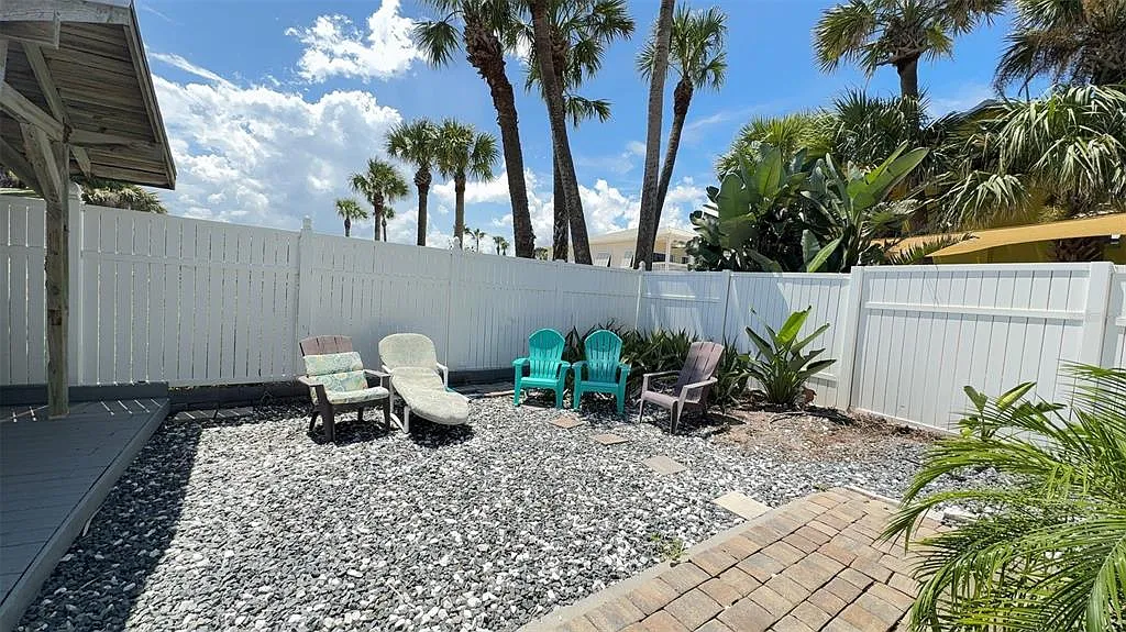 1 bed, 1.0 bath, 484 sqft, $1,550 — Photo 4