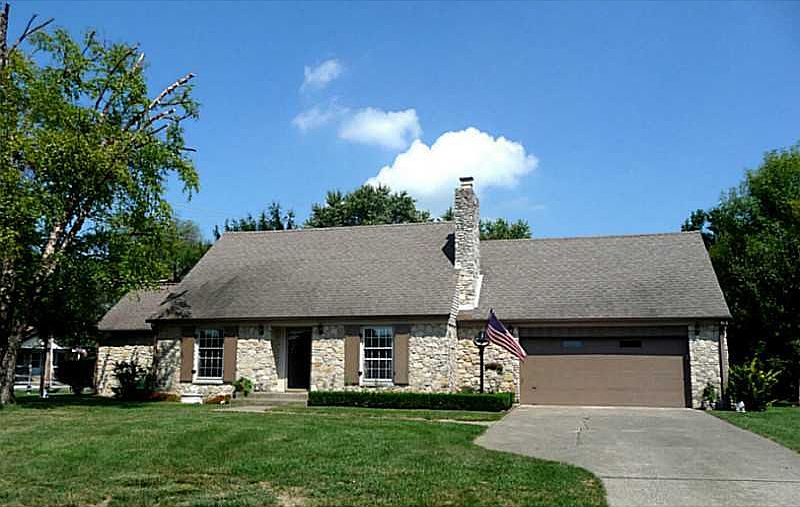 1st image of 219 Swan Ct