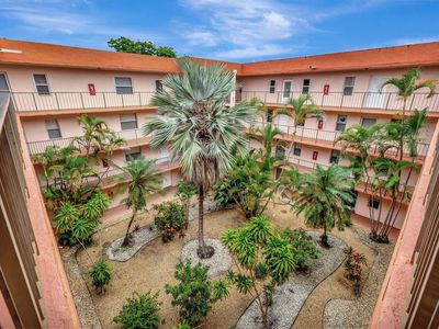 2851 Somerset Drive #406, Lauderdale Lakes, FL, 33311