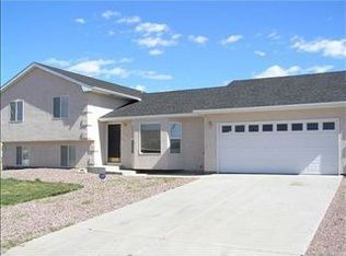 575 W Hook Dr, Pueblo West, CO 81007