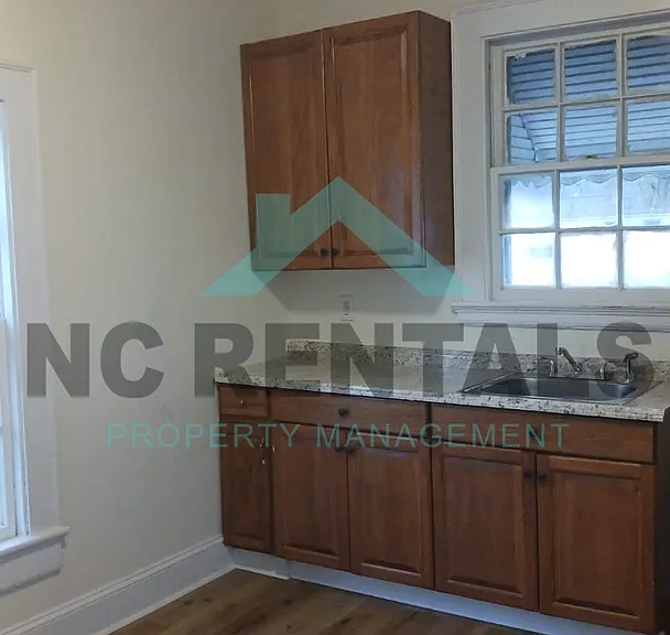 307 N Parker St #305 — Photo 8