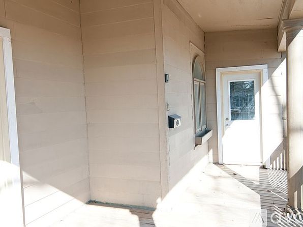 1303 Commercial St #1303
