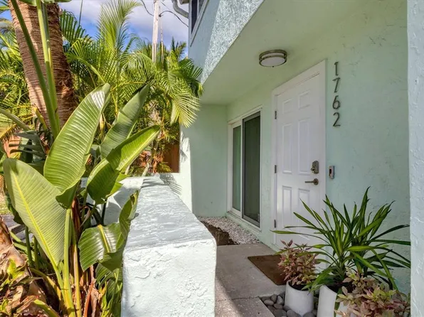 1762 Stickney Point Rd #204, Sarasota, FL 34231