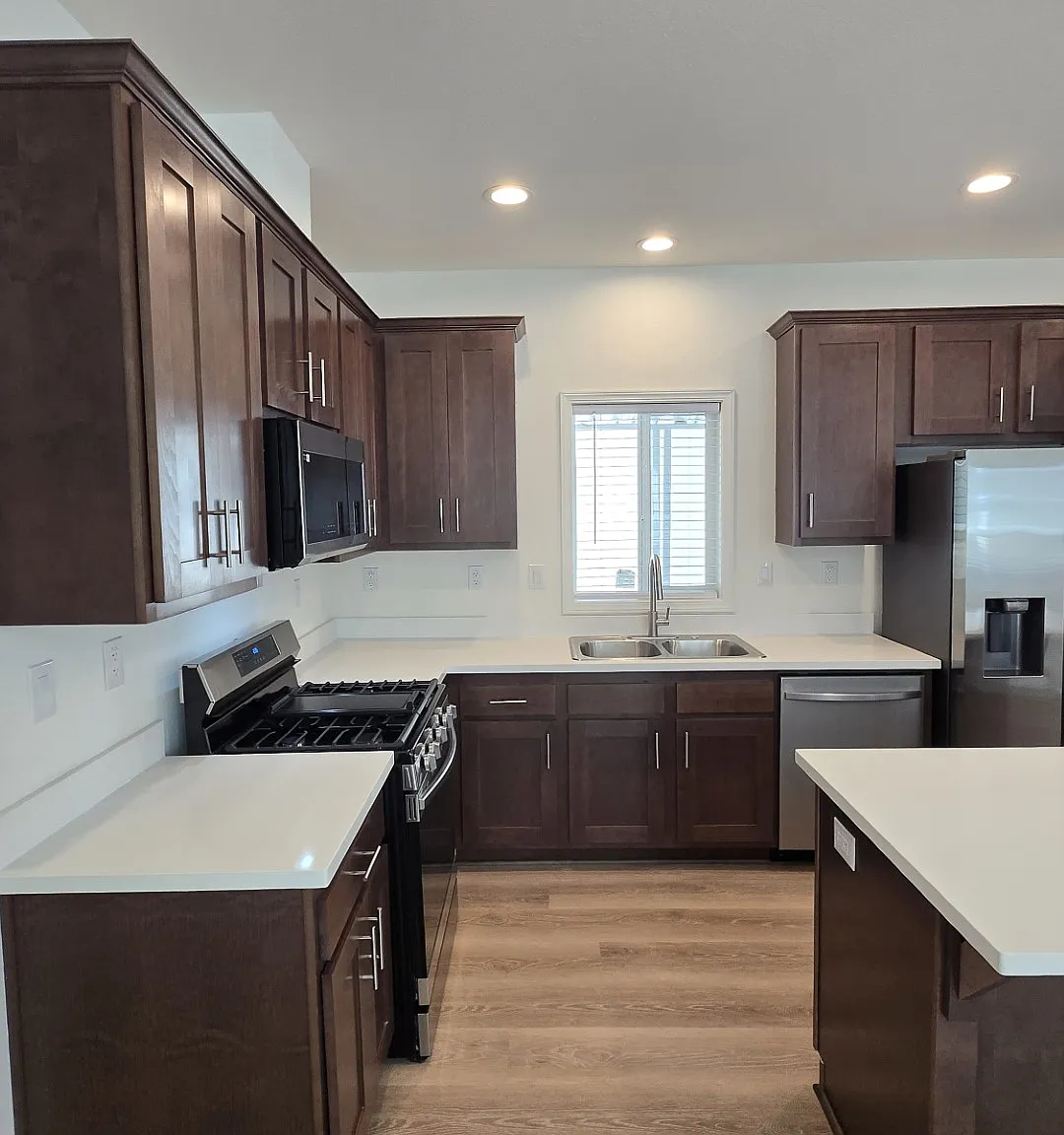 3 bed, 1344 sqft, $2,595 — Photo 4