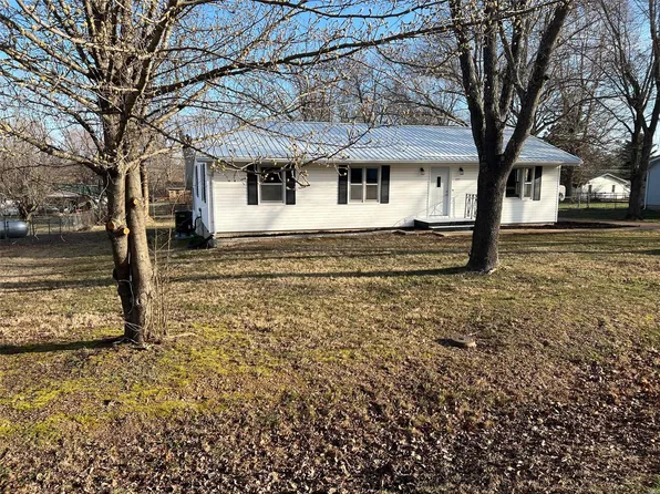 1127 John St, Houston, MO 65483