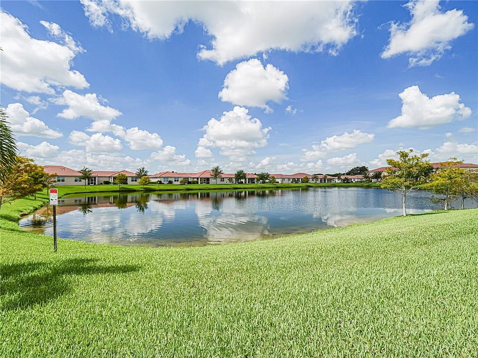 1st image of 259 Provence Pl #259