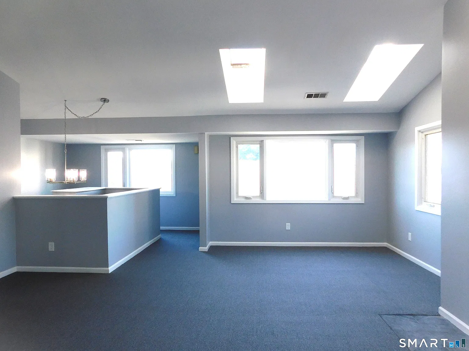 2 bed, 2.0 bath, 1789 sqft, $2,400 — Photo 3