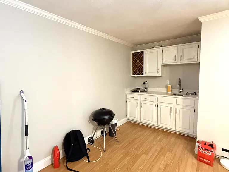 52 S Walnut St #4 — Photo 6