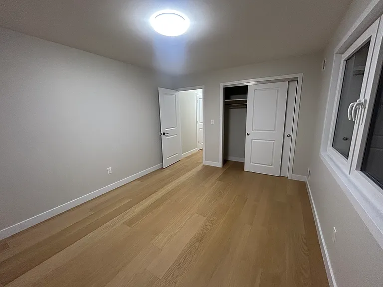 33 Gower St #2 — Photo 4
