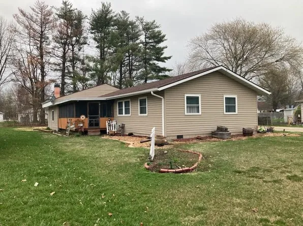 605 Orchard Dr, Newton, IL 62448