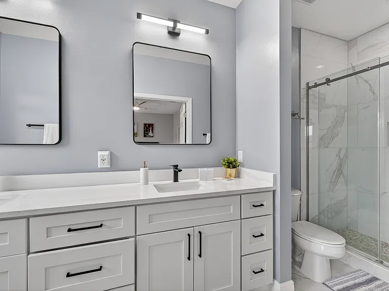 1121 Charming St — Photo 24