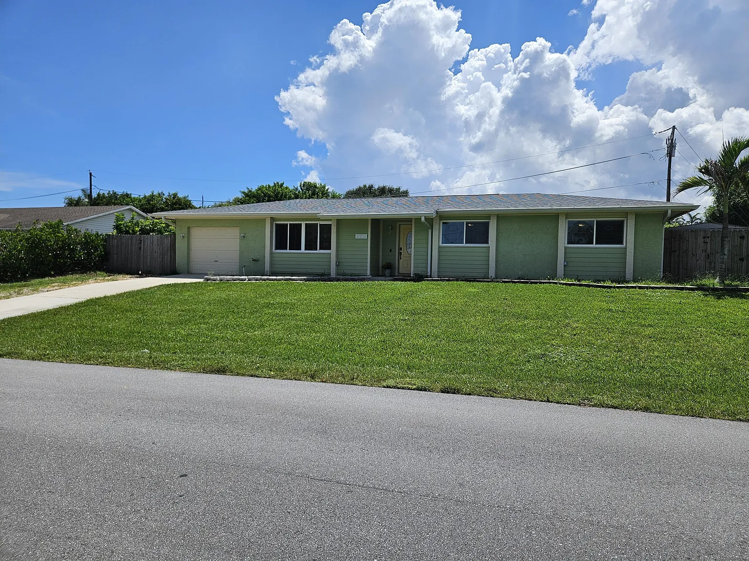 2 bed, 2.0 bath, 1348 sqft, $3,500 — Photo 3
