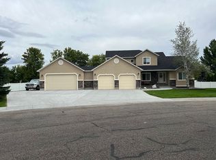 1232 Ruthann Dr, Blackfoot, ID 83221