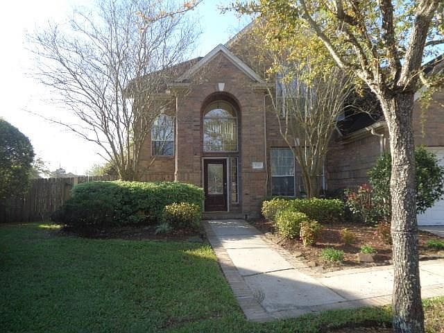1st image of 2710 Silvercreek Ct