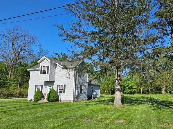 1910 Wenz Rd, Wakeman, OH 44889