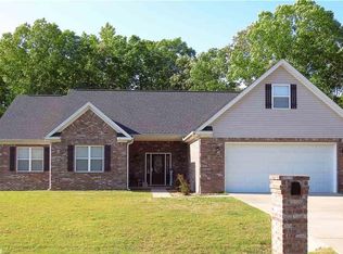 2450 Guster Rd, Hensley, AR 72065