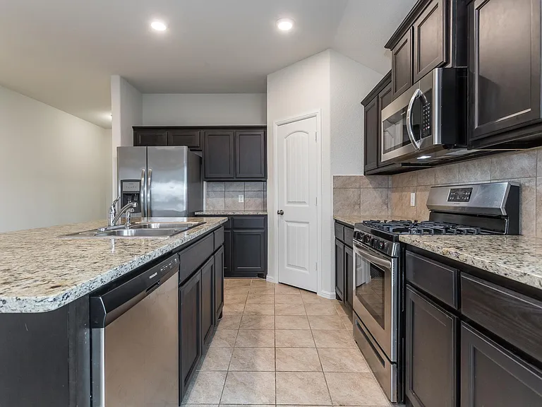 6901 Freeboard Way — Photo 19