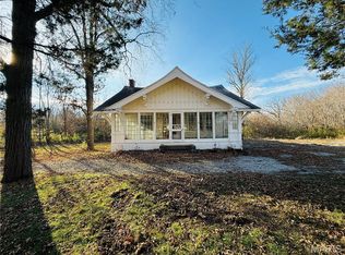 9305 Us Highway 51, Ashley, IL 62808