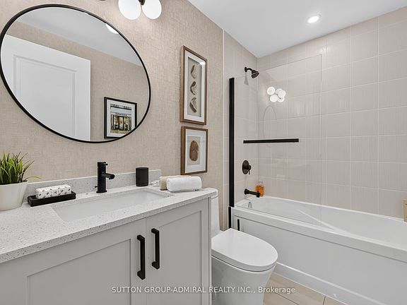 4th image of 10 Gatineau Dr #1206W