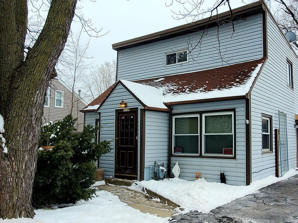 1st image of 7139 W 74th St