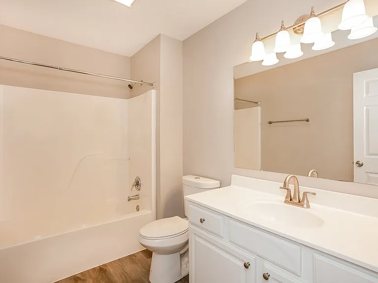 4905 Fields Blvd — Photo 15
