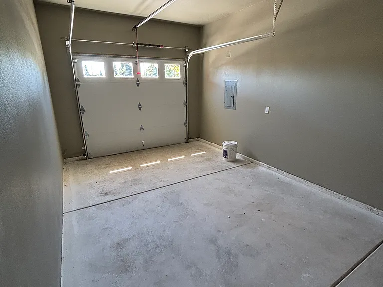 Seven Oaks Luxury Duplexes — Photo 62
