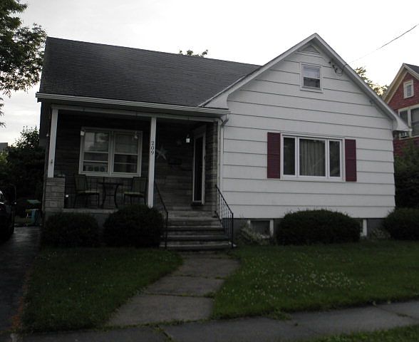 1st image of 209 Scottwood Ave
