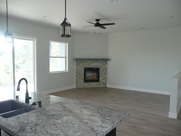 5th image of 2868 Knollwood Dr