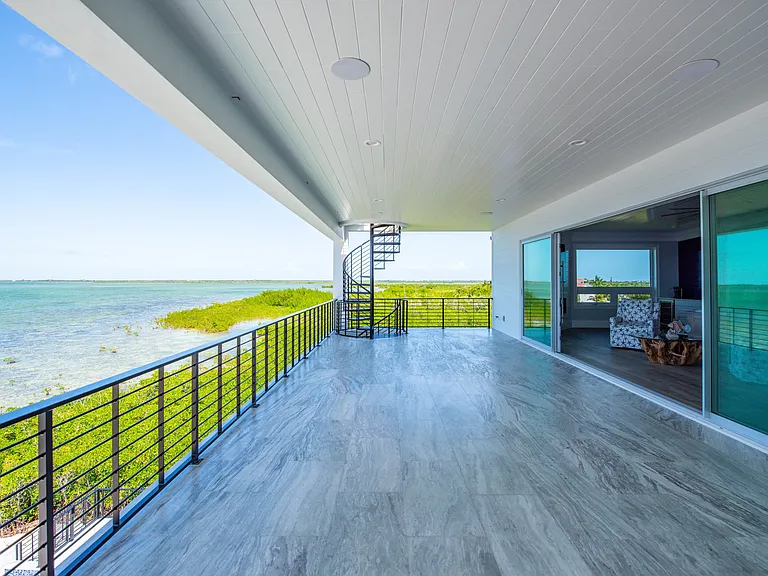 528 Bay Shore Dr — Photo 96