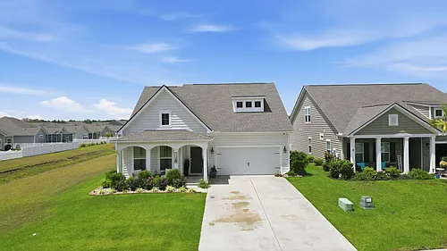 1005 Harbison Cir Photo 1