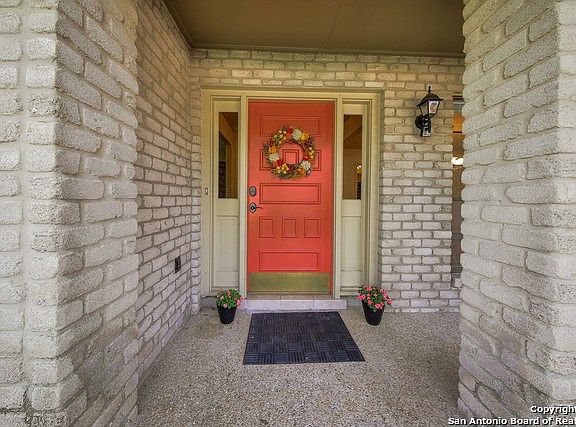 5th image of 2038 Oak Vista St