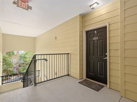 3rd image of 1235 SW 9th Rd APT 301
