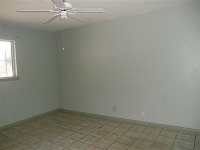 5th image of 698 W Banyan Ct #A