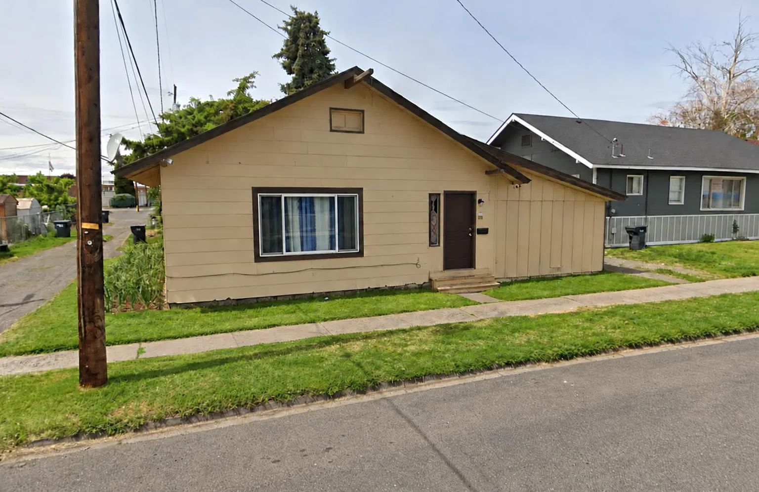 310 S Satus Ave — Photo 1