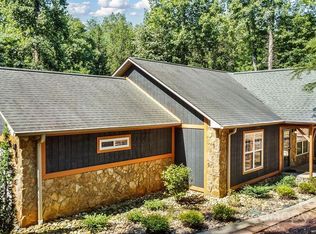 872 Hayes Rd, Columbus, NC 28722