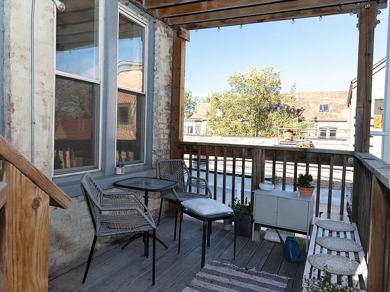 2071 N Hoyne Ave #2 — Photo 19