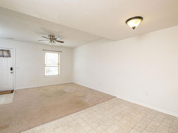 3rd image of 185 Griffin Ln