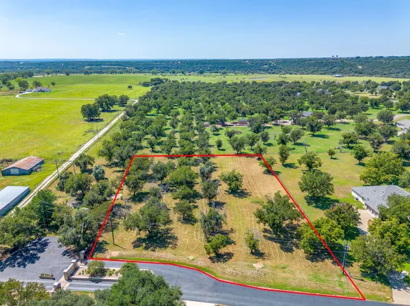 10005 Orchards Blvd, Cleburne, TX 76033
