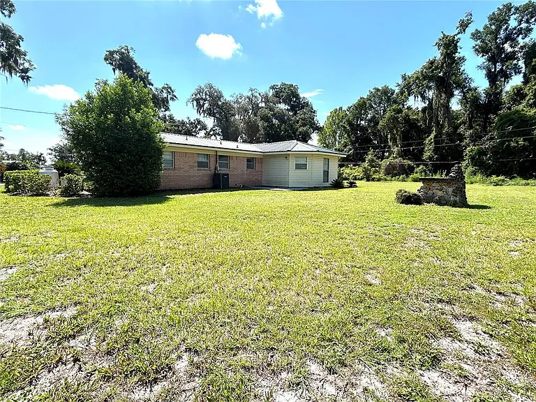 234 SW Havanna Way — Photo 27