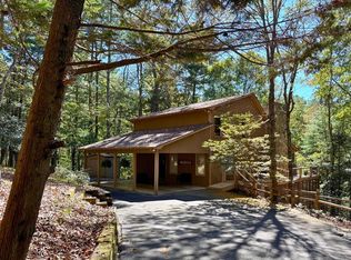 141 Indian Cave Rd, Ellijay, GA 30536