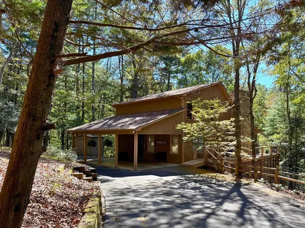141 Indian Cave Rd, Ellijay, GA 30536