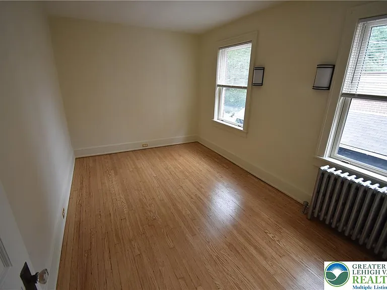 4 Bennett Ct — Photo 12