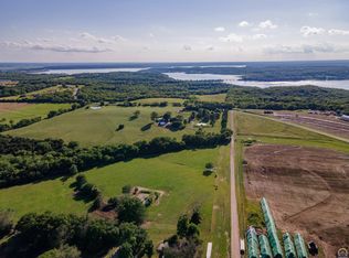 11871 54th St, Perry, KS 66073