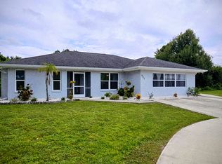 881 Bayshore Dr, Englewood, FL 34223