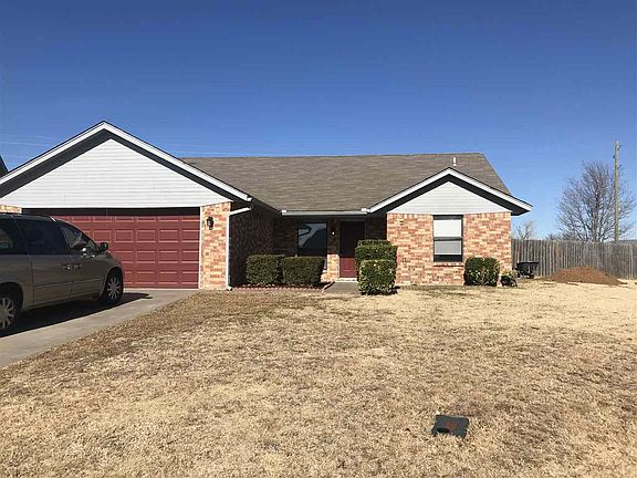 2nd image of 4003 SW Sunflower Ln