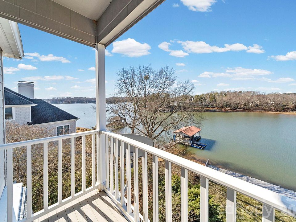 1st image of 529 Catspaw Ln