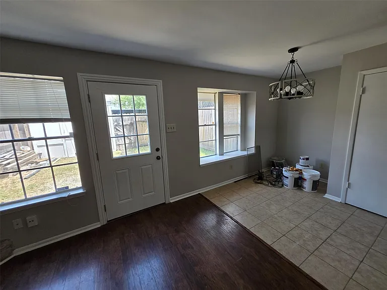 7942 Grow Ln — Photo 8