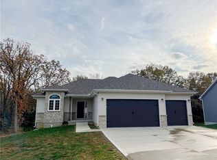 14 SE 230th Rd, Warrensburg, MO 64093