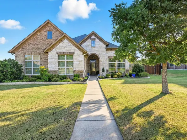 720 Falls Creek Ct, Burleson, TX 76028
