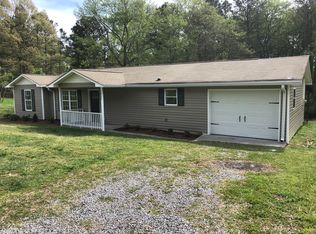 3024 Davis Rd, Rocky Face, GA 30740